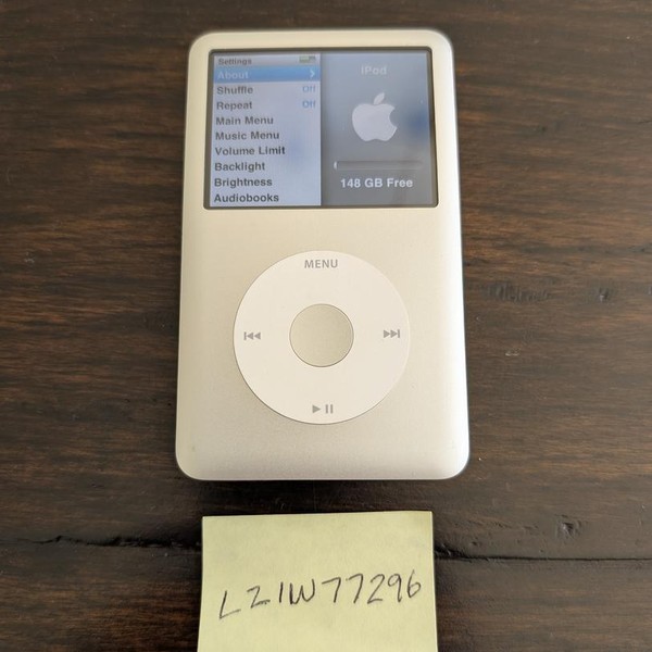 Apple iPod Classic 7th Gen 2009 - 160 GB, Silver