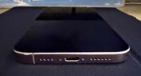 Mint
													Apple iPhone 16 Pro Max - Unlocked, Desert, 512 GB, A3084, photo 5 of 10