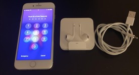 Good
													Apple iPhone 7 - Verizon, Silver, 32 GB, A1660, photo 4 of 9