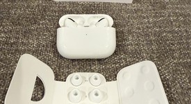 Used
													Apple AirPods Pro 1st Gen - MagSafe Case, photo 1 of 8