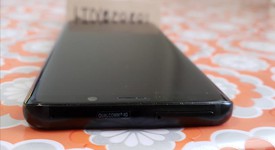 Mint
													Samsung Galaxy S9 - Unlocked Non-US, Black, 128 GB, SM-G9600, photo 4 of 6