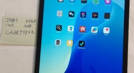 Good
													Apple iPad 9th Gen - Unlocked, Gray, 64 GB, A2603, photo 4 of 4