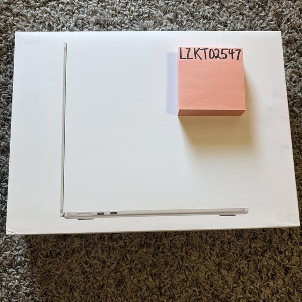 MacBook Air 2024 (M3) - 13 inch - 256 GB, Starlight, 8 GB, Apple M3, 8-core GPU