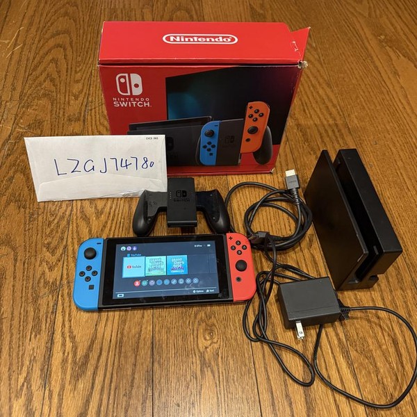 Nintendo Switch - 32 GB, Red & Blue, Mario Red & Blue Edition