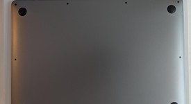 Good
													MacBook Air 2020 - 13" - Apple M1, Silver, 256 GB, 8 GB, photo 1 of 5