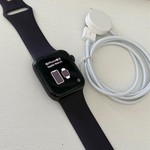 Good Apple Watch SE (1st Gen) 44mm - Unlocked, Gray, A2354 - Cellular, Aluminum