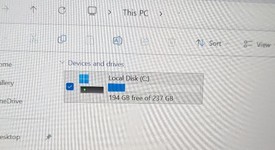 Good
													Microsoft Surface Laptop 4 - I7, Platinum, 256 GB, 8 GB, 15", photo 4 of 8