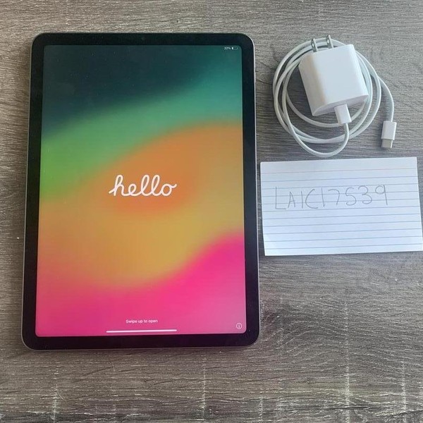 Apple iPad Air (5th Gen) - Wi-Fi, 64 GB, Gray, A2588
