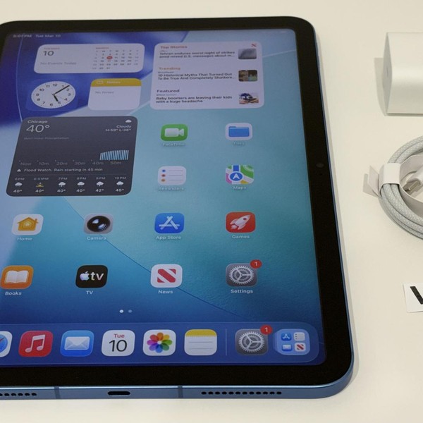 Apple iPad 11th Gen - Unlocked, 128 GB, Blue, A3355