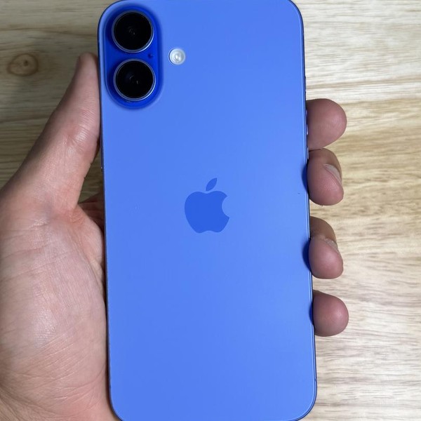 Apple iPhone 16 - Unlocked, 256 GB, Ultramarine, A3081
