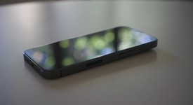 Good
													Apple iPhone 13 Pro - Unlocked, Green, 256 GB, A2483, photo 3 of 12