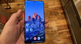 Mint
													OnePlus 13 - Unlocked, Midnight Ocean, 512 GB, 16 GB, photo 4 of 9
