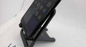 Mint
													Apple iPhone Xr - Unlocked, Black, 64 GB, A1984, photo 5 of 8