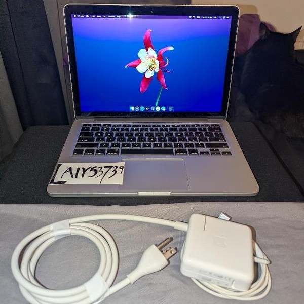MacBook Pro 2012 (Retina) - 13 inch - 128 GB, Silver, 8 GB