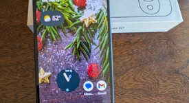 Mint
													Google Pixel 10 - Unlocked, Obsidian, 256 GB, GLBW0, photo 3 of 8