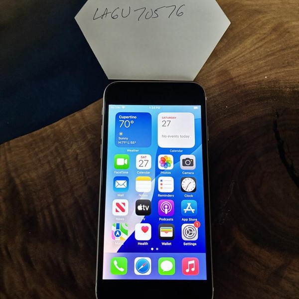 Apple iPhone SE 3rd Gen 2022 - Unlocked, 64 GB, Starlight, A2595