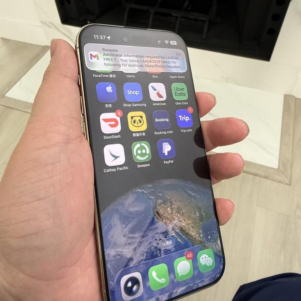 Apple iPhone Air - Unlocked, 256 GB, Light Gold, A3260