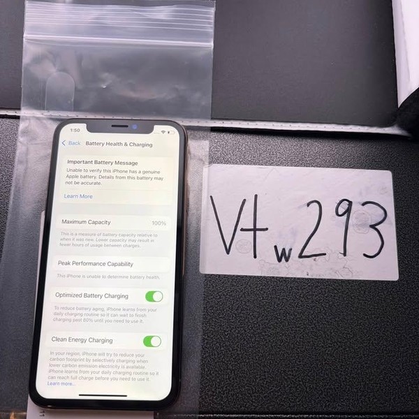 Apple iPhone Xs - Unlocked, 64 GB, Gold, A1920