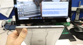 Mint
													Apple iPad 5th Gen - Wi-Fi, Gray, 32 GB, A1822, photo 6 of 6