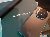 Honor Magic V5