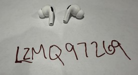 Used
													Apple AirPods Pro 2 - USB-C, photo 5 of 5