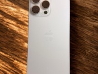 Apple iPhone 16 Pro Max