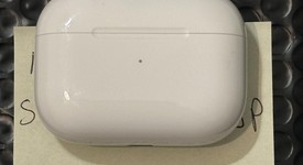 Used
													Apple AirPods Pro 2nd Gen - USB-C, photo 2 of 7