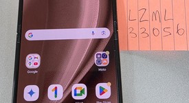 Good
													Motorola Razr Plus (2024) - Unlocked, Peach, 256 GB, 12 GB, photo 1 of 5