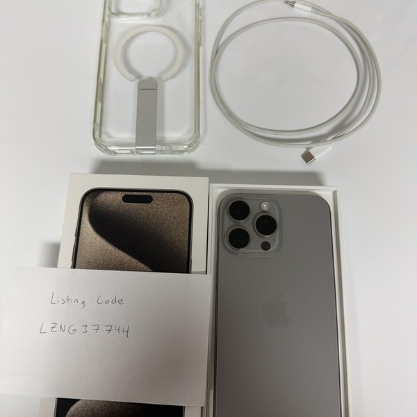 Apple iPhone 15 Pro Max - Unlocked, 256 GB, Natural, A2849