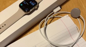 Mint
													Apple Watch Series 8 45mm - Unlocked, Gold, A2774 - Cellular, Stainless, photo 2 of 5