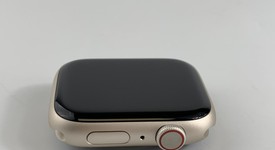 Fair
													Apple Watch Series 8 45mm - Unlocked, Starlight, A2774 - Cellular, Aluminum, photo 5 of 6
