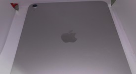 Mint
													Apple iPad 10th Gen - Wi-Fi, Silver, 64 GB, A2696, photo 3 of 8