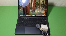 Good
													MacBook Air 2022 - 13" - Apple M2, Midnight, 256 GB, 8 GB, photo 2 of 17