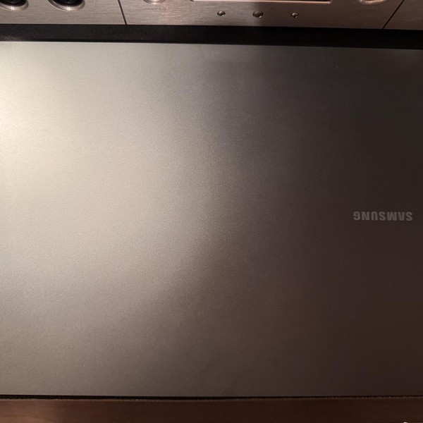 Samsung Galaxy Book3 Ultra 16 inch - 1 TB, Graphite, 16 GB, Intel Core i7