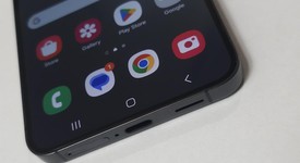 Mint
													Samsung Galaxy S24 FE - T-Mobile, Graphite, 128 GB, SM-S721U, photo 5 of 8