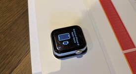 Fair
													Apple Watch SE 2nd Gen 40mm - Unlocked, Starlight, A2726 - Cellular, Aluminum, photo 5 of 5