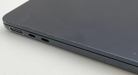 Fair
													MacBook Air 2022 - 13" - Apple M2, Midnight, 512 GB, 16 GB, photo 3 of 18