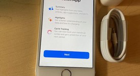 Good
													Apple iPhone 7 - Verizon, Gold, 32 GB, A1660, photo 2 of 8