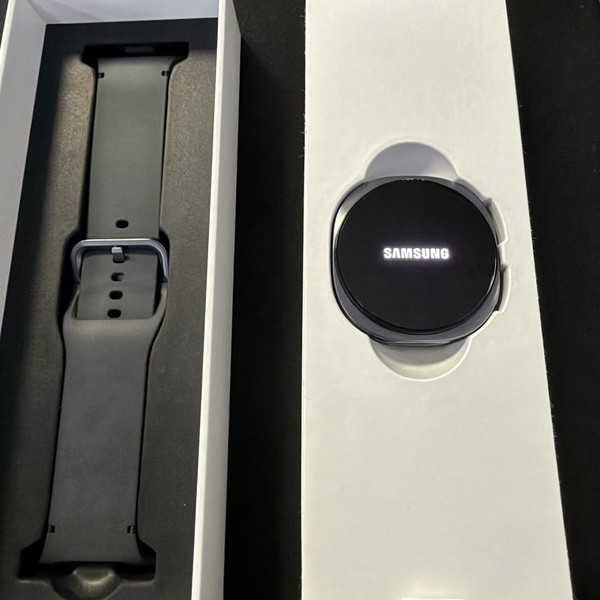 Samsung Galaxy Watch8 - Wi-Fi, Graphite, SM-L330, 44mm