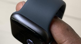 Mint
													Apple Watch Series 5 40mm - Unlocked, Gray, A2094 Cellular, Aluminum, photo 4 of 12