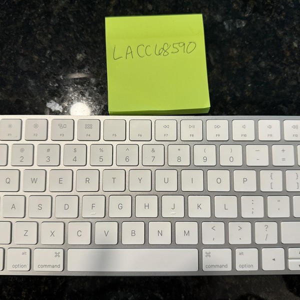 Apple Magic Keyboard