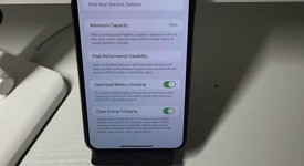 Good
													Apple iPhone 11 Pro Max - Unlocked, Green, 256 GB, A2161, photo 2 of 3