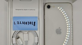 Mint
													Apple iPhone SE 3rd Gen 2022 - Unlocked, Starlight, 64 GB, A2595, photo 2 of 13