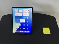 Apple iPad Pro 12.9" 6th Gen 2022
