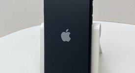 Good
													Apple iPhone SE 3rd Gen 2022 - Unlocked, Midnight, 64 GB, A2595, photo 3 of 5