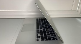 Good
													MacBook Air 2017 - 13" - I5, Silver, 256 GB, 8 GB, photo 5 of 11