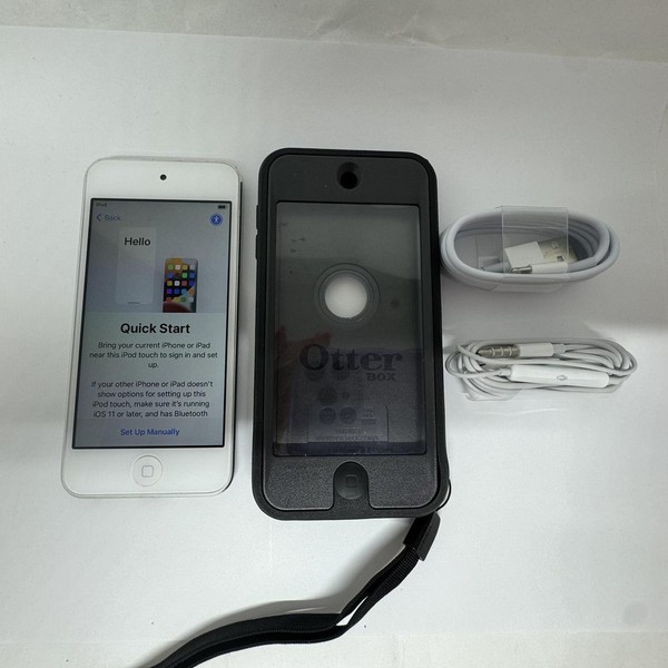 Apple iPod Touch 7th Gen - Wi-Fi, Silver, 32 GB