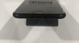 Fair
													Apple iPhone 7 Plus - Verizon, Black, 32 GB, A1661, photo 5 of 6