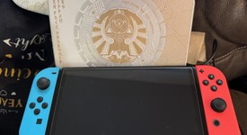 Good
													Nintendo Switch - OLED - Red & Blue, 64 GB, photo 3 of 15