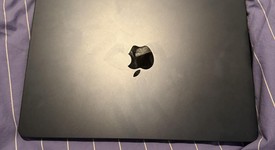Good
													MacBook Air 2022 - 13" - Apple M2, Gray, 256 GB, 8 GB, photo 1 of 9